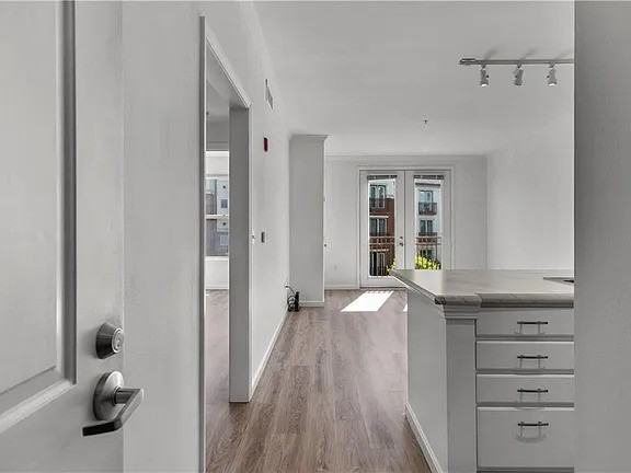 1000 Providence Pl - Photo 2 of 17