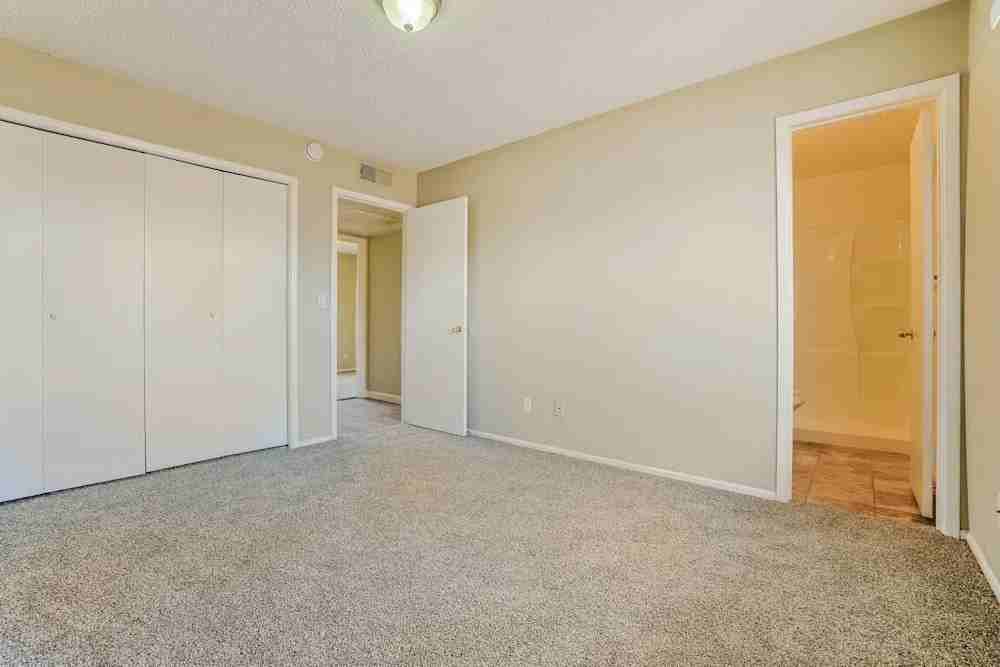1418 West Curry Street - Photo 6 of 11