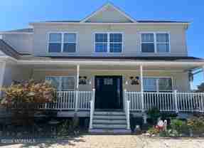 435 Laurel Blvd - Photo 1 of 1