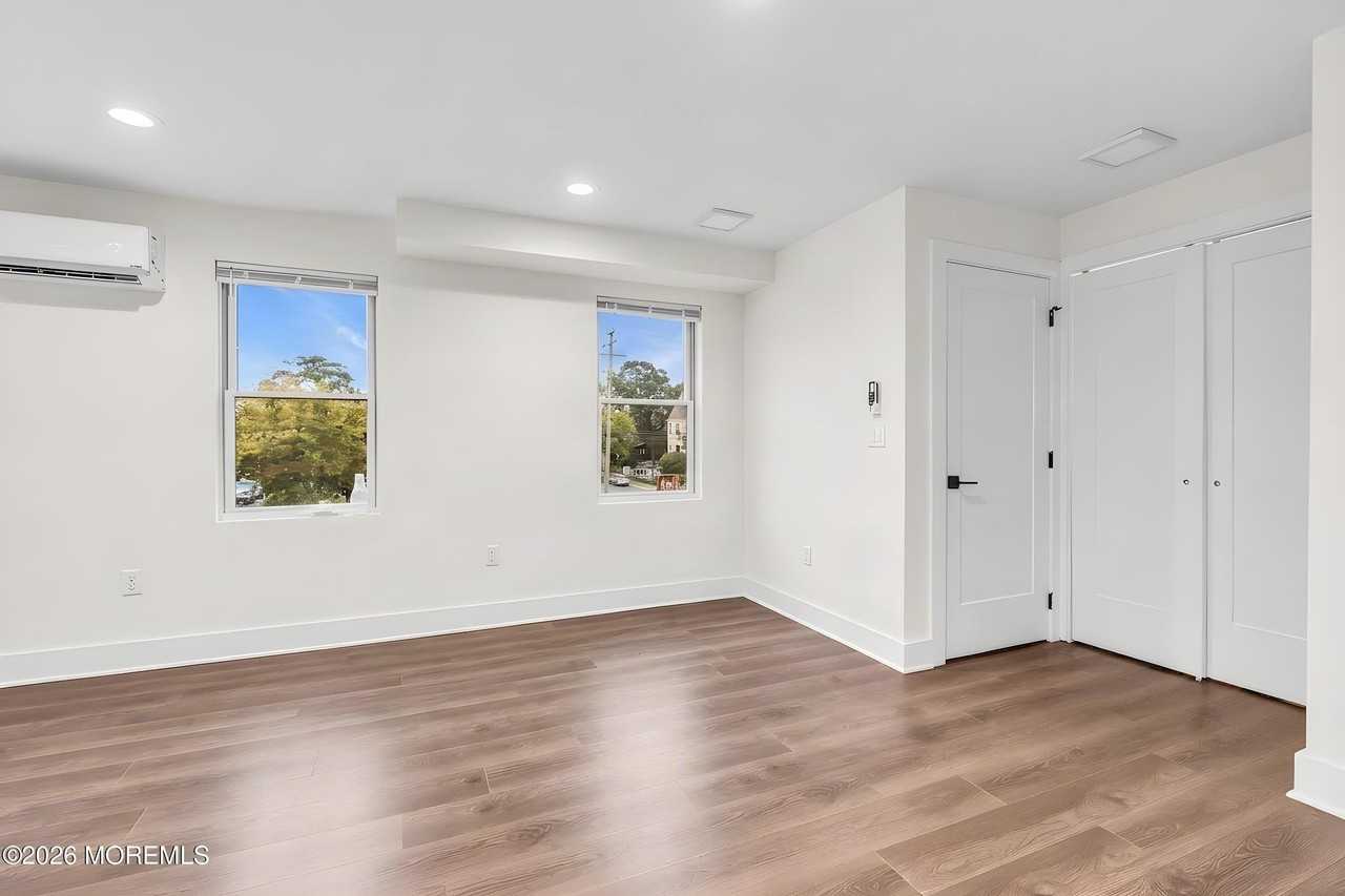 700 1st Ave #B5 - Photo 5 of 16