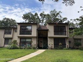 129 Amberly Dr #D - Photo 1 of 1