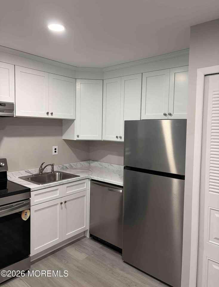 129 Amberly Dr #D - Photo 7 of 15