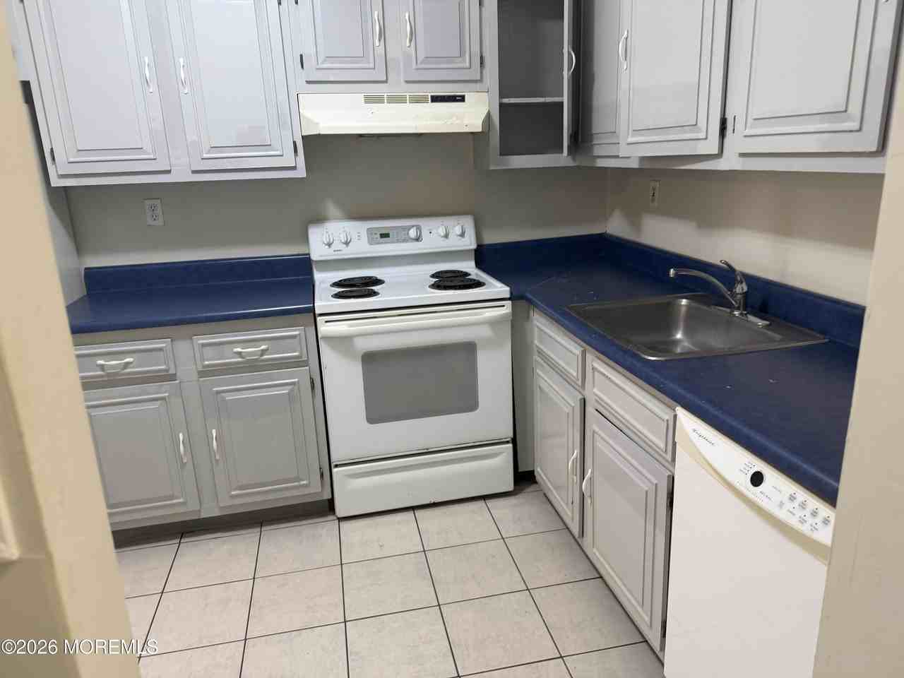 74 Northrup Dr - Photo 4 of 7