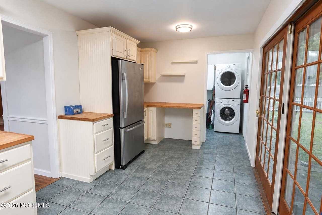 112 Sunnybrook Rd - Photo 7 of 25