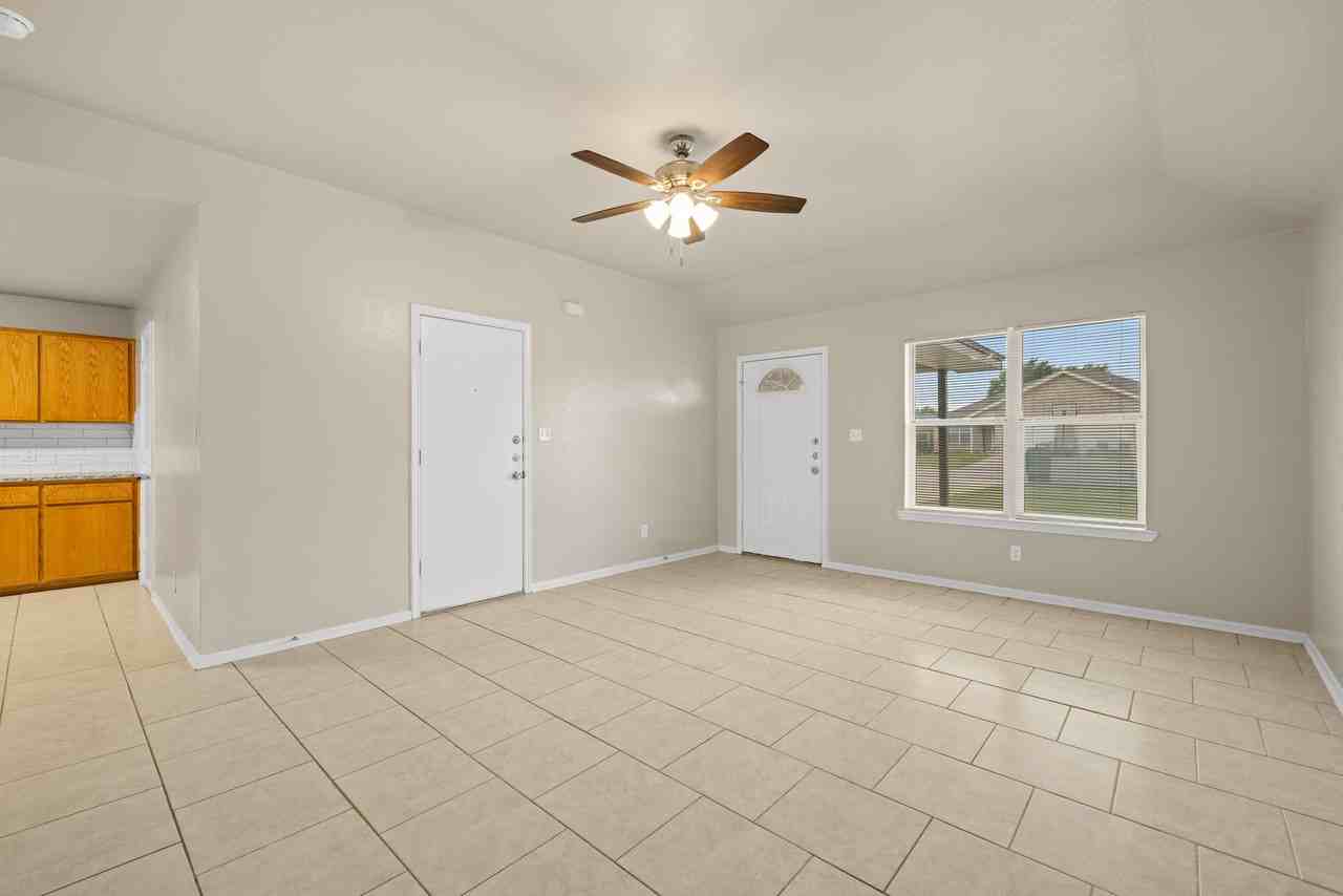 1803 Aztec Trce - Photo 7 of 19