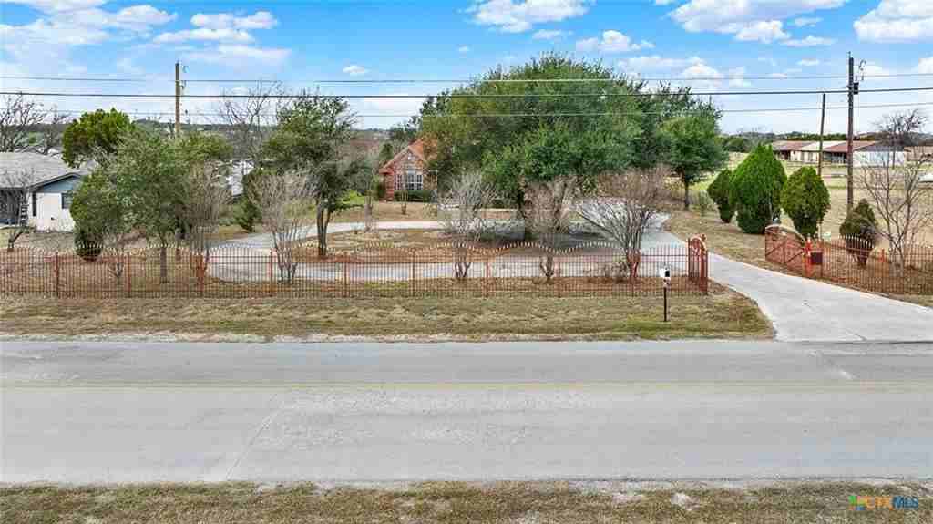4991 Onion Rd - Photo 4 of 37