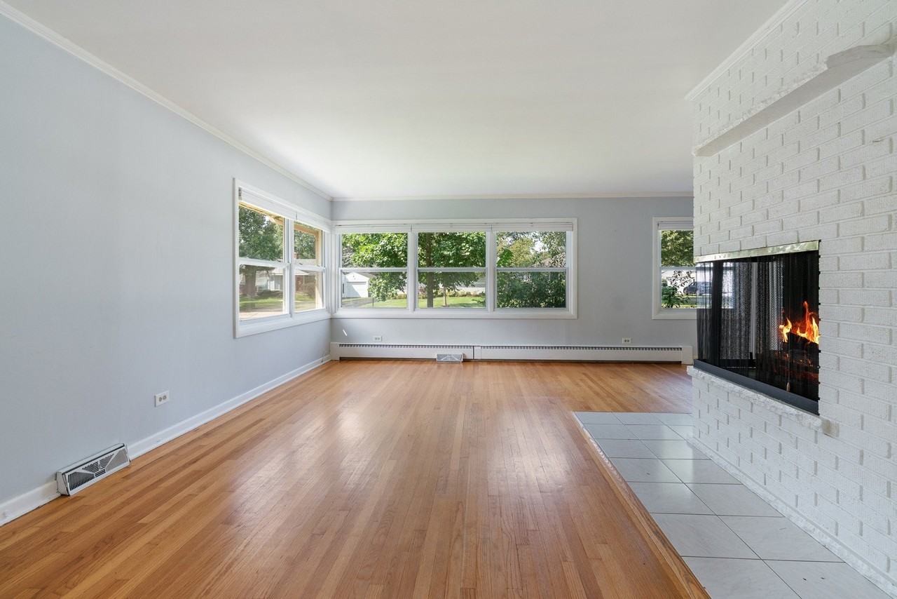 301 N Derbyshire Ave - Photo 5 of 23