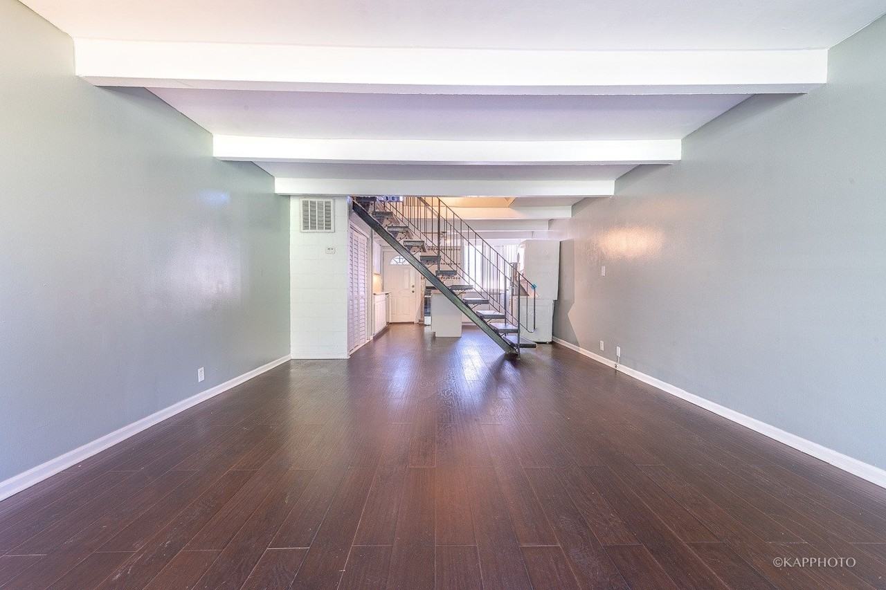 4800 S Drexel Blvd #C - Photo 4 of 27