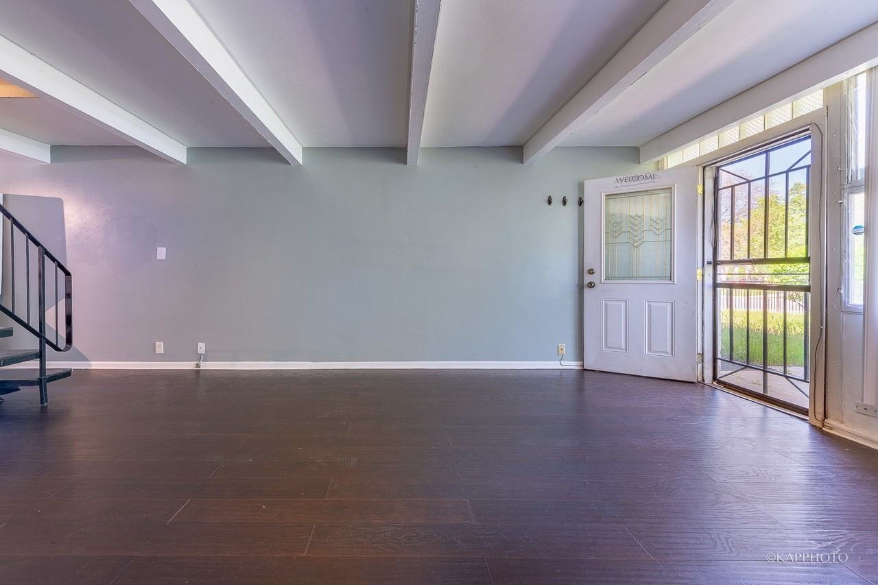 4800 S Drexel Blvd #C - Photo 6 of 27
