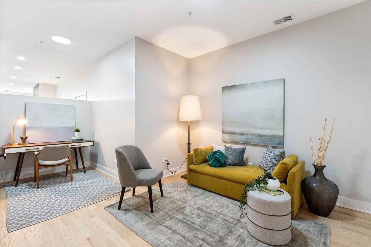 5689 N Lincoln Ave #4S - Photo 7 of 14