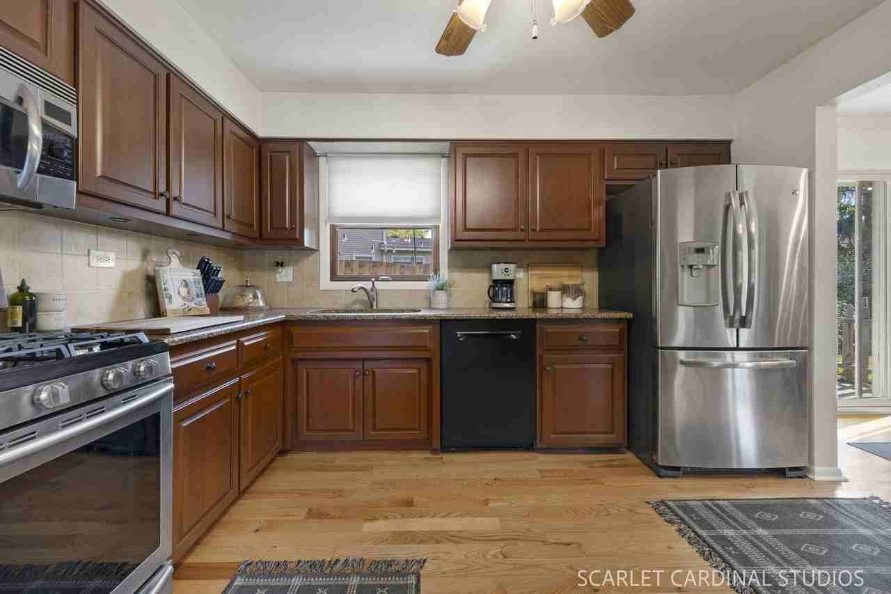 0N453 Morse St - Photo 6 of 17