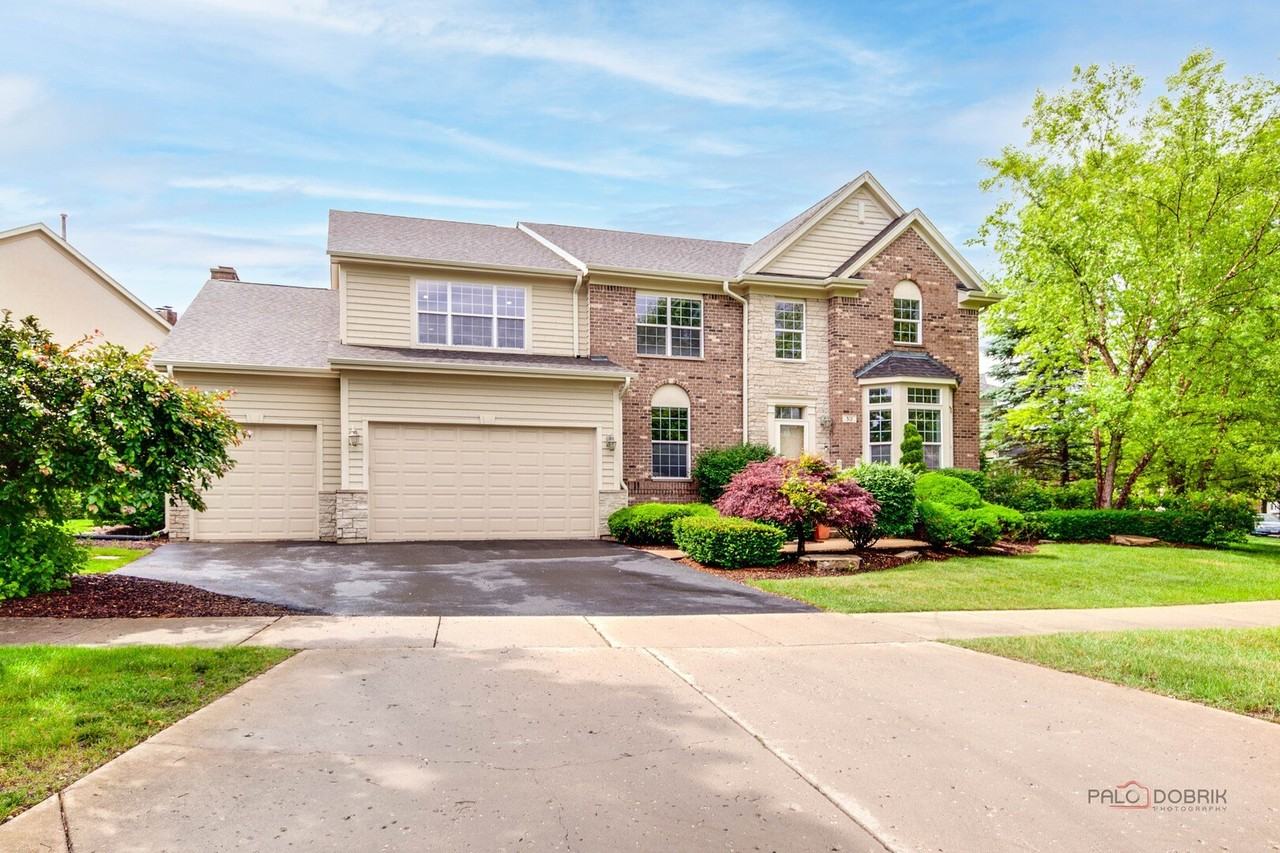 312 Camargo Ct - Photo 2 of 50
