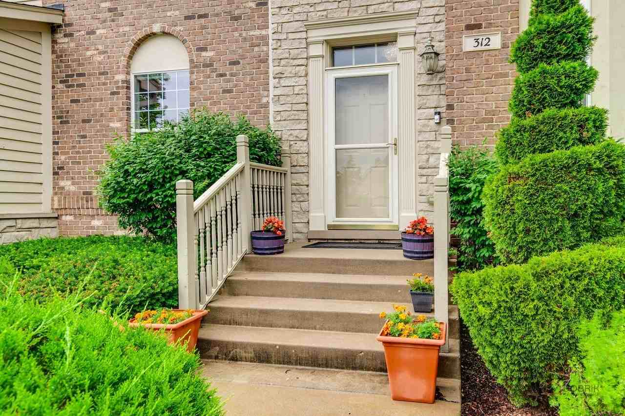 312 Camargo Ct - Photo 5 of 50