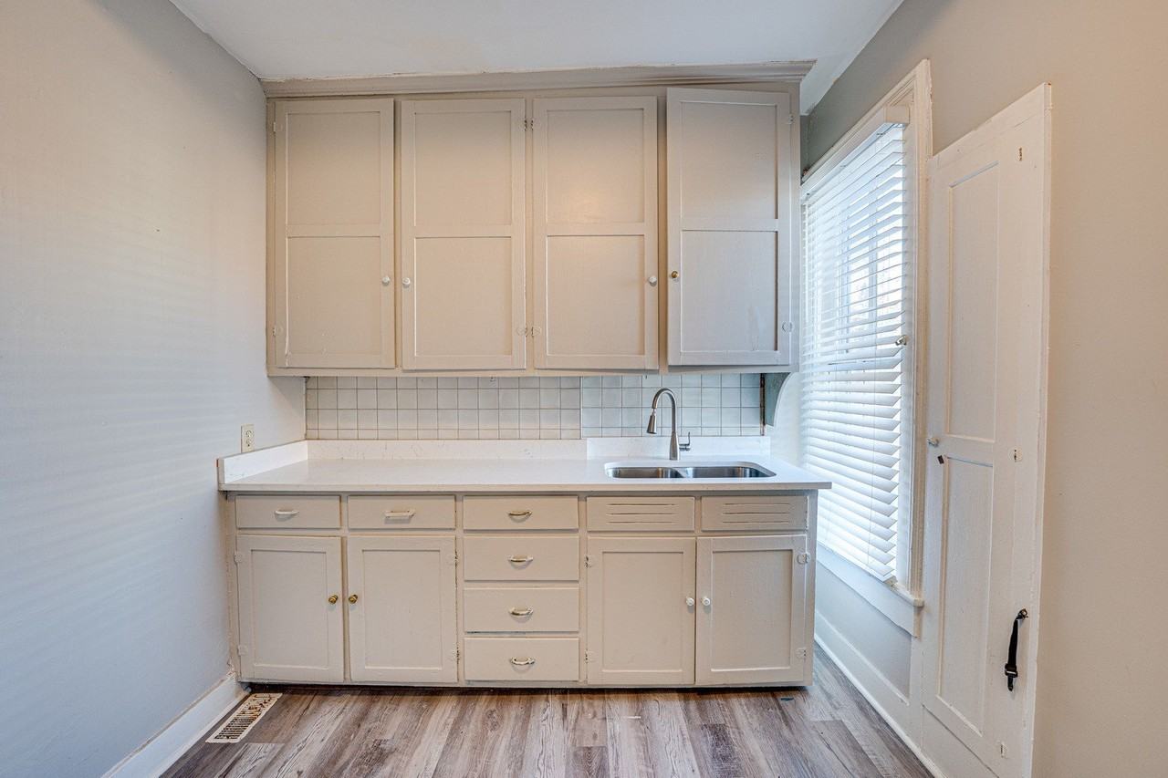 79 S 4th St #2 - Photo 2 of 10