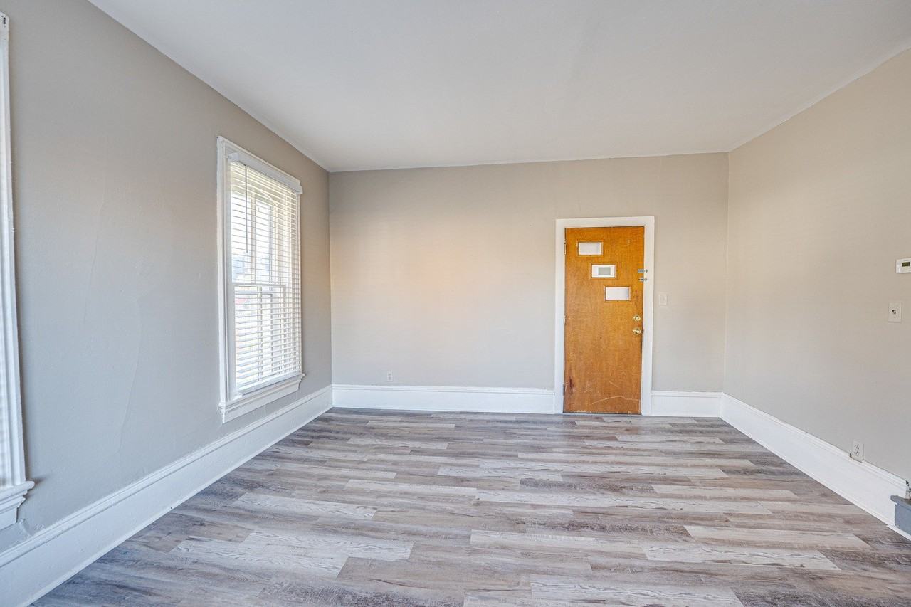 79 S 4th St #2 - Photo 4 of 10