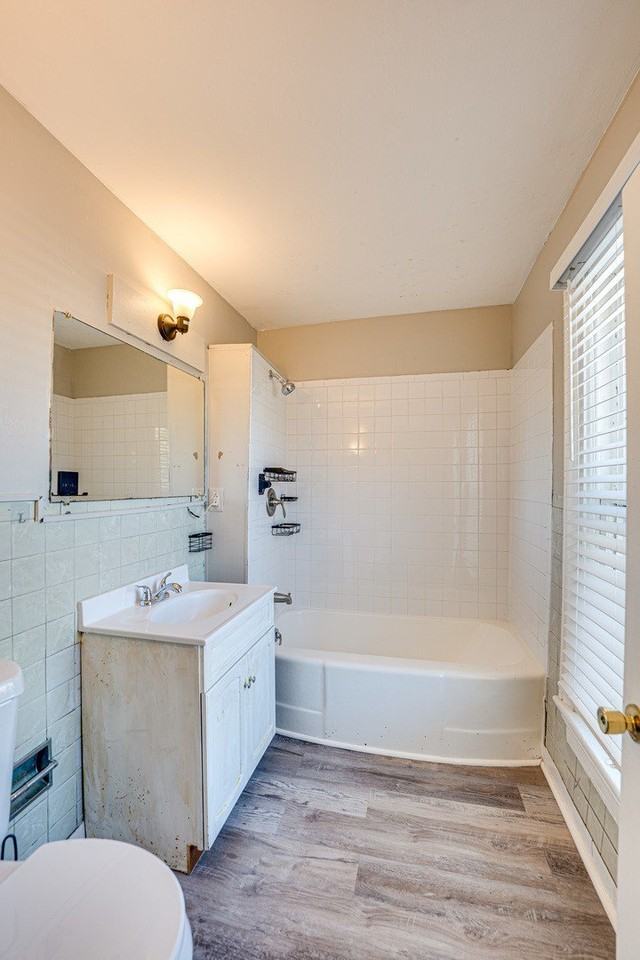 79 S 4th St #2 - Photo 6 of 10