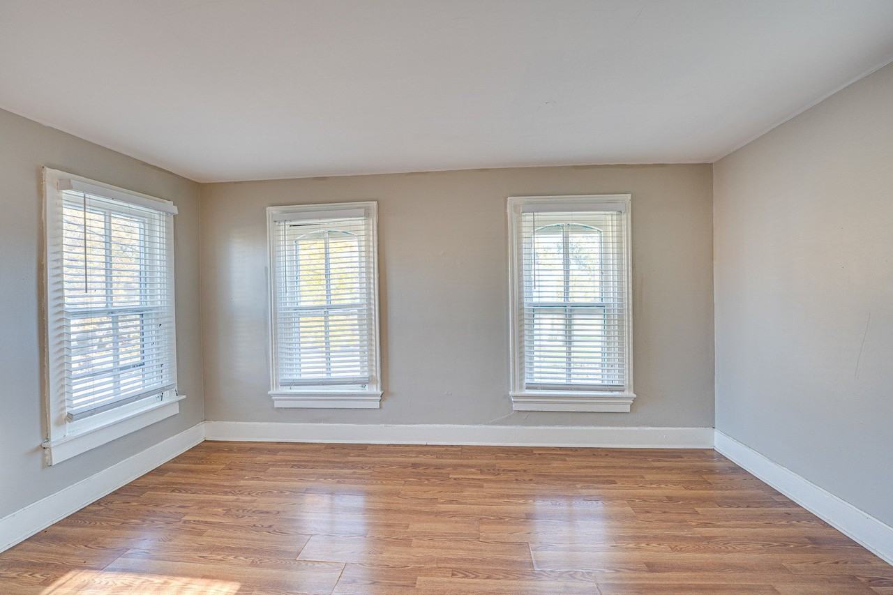 79 S 4th St #2 - Photo 7 of 10