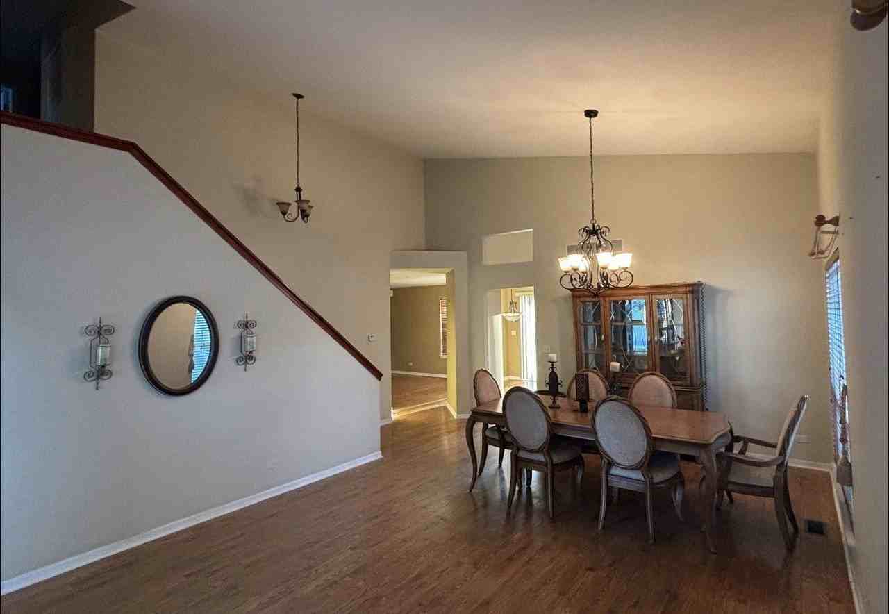 2081 Litchfield Ln - Photo 2 of 15