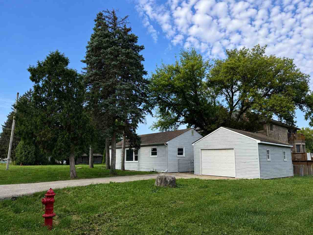 416 Grand Ave - Photo 2 of 12