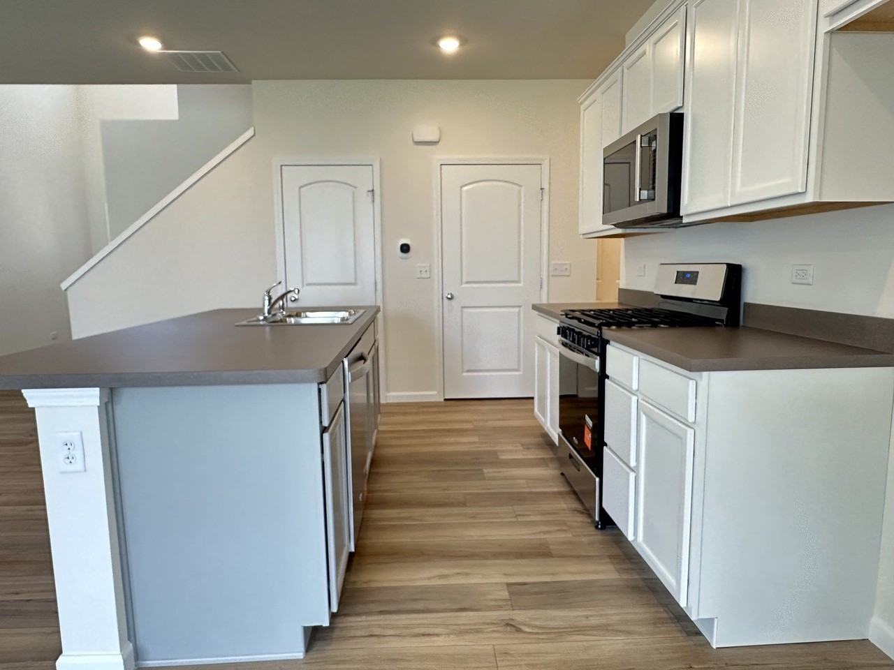 2656 Lawlor Ln - Photo 3 of 16