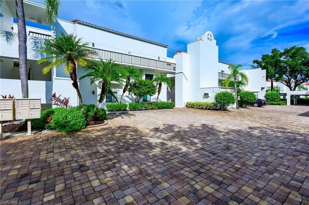 592 Beachwalk Cir #N202 - Photo 3 of 35