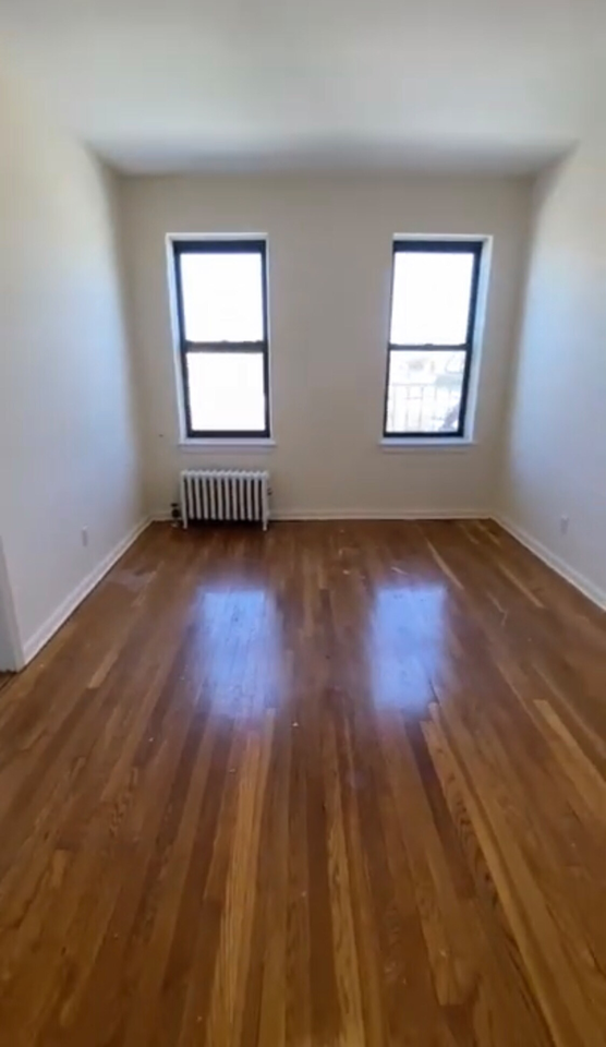 564 Audubon Ave #10C - Photo 5 of 6