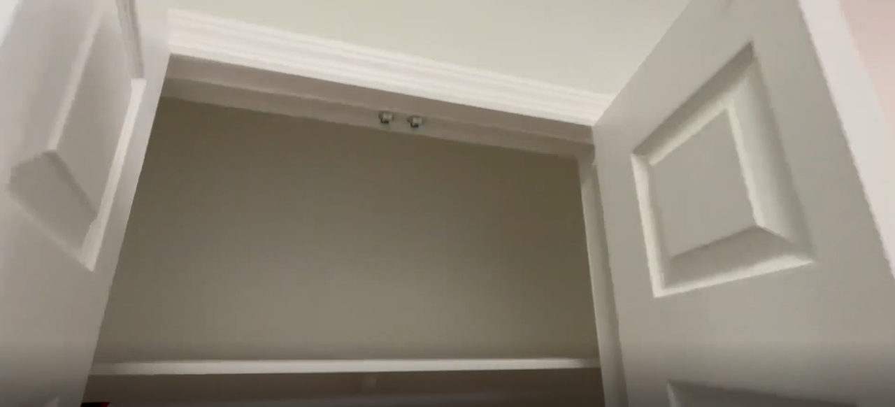 261 Wadsworth Ave - Photo 3 of 10