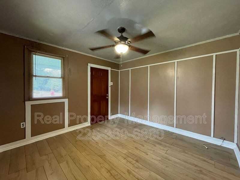 37363 Cornerview Rd - Photo 5 of 19