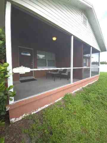 3903 1/2 W Morrison Ave - Photo 2 of 23