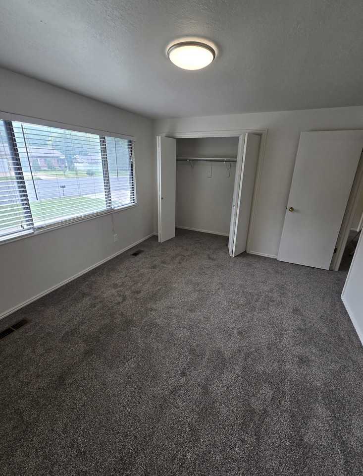 137 Ne - Photo 7 of 12