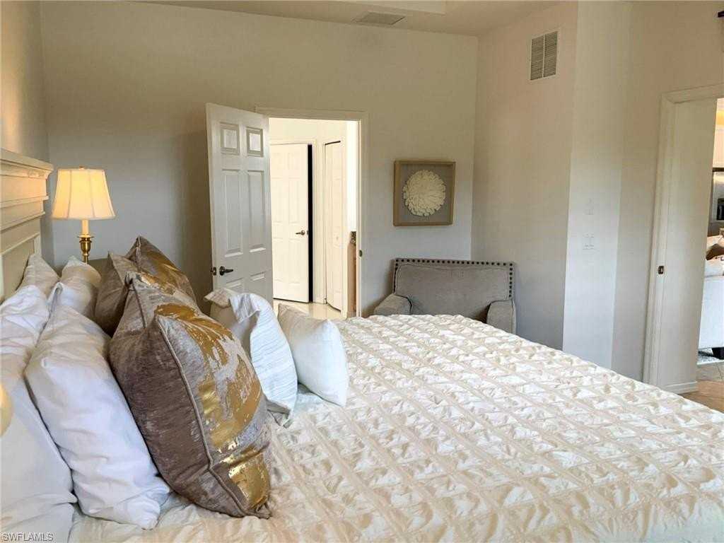 5583 Lago Villaggio Way - Photo 7 of 19
