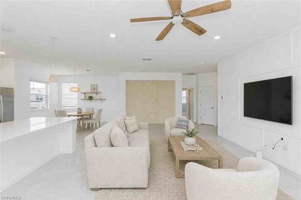 5697 Melbourne Ct #7022 - Photo 4 of 7