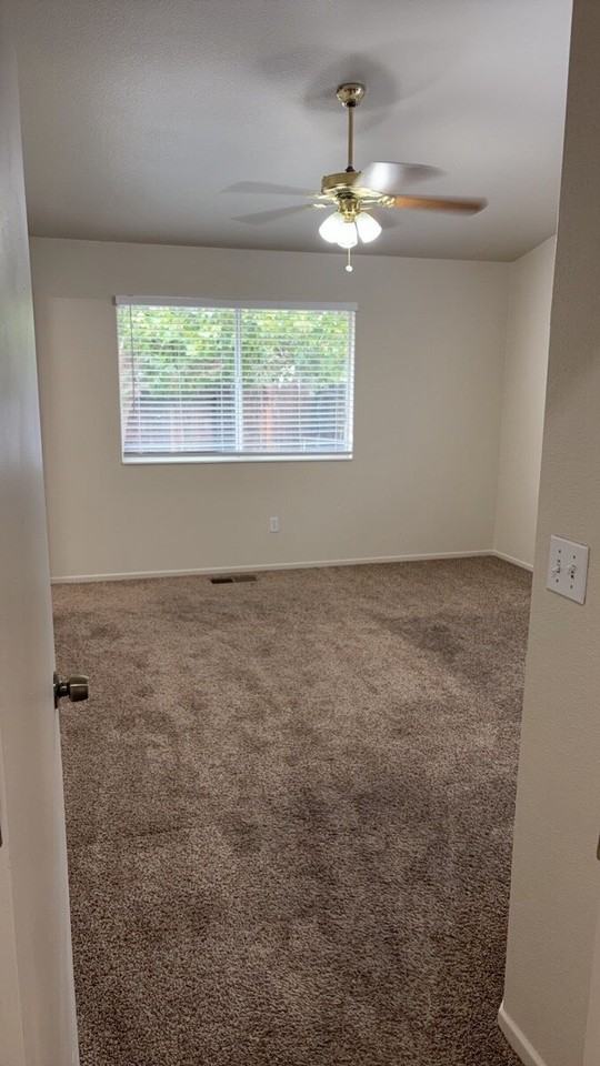 8011 Big River Dr - Photo 6 of 15