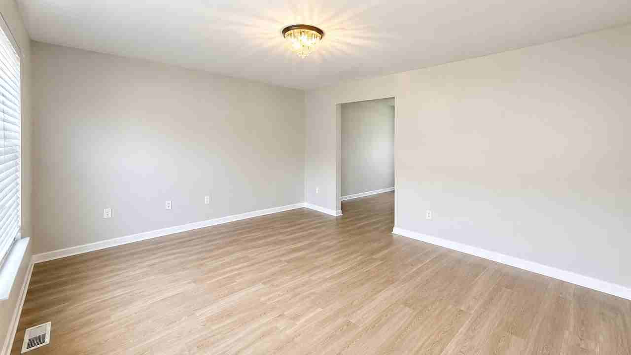 4105 Farmer Pl - Photo 3 of 29