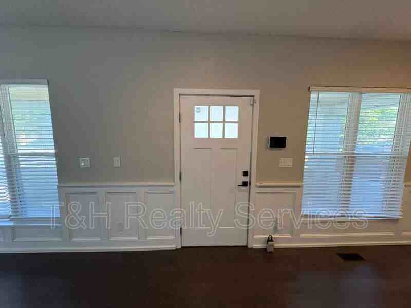 3101 N New Jersey St - Photo 4 of 21