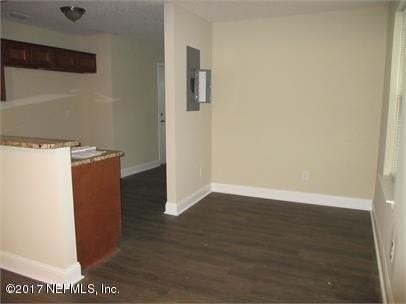 2218 Lamee Ave - Photo 2 of 7
