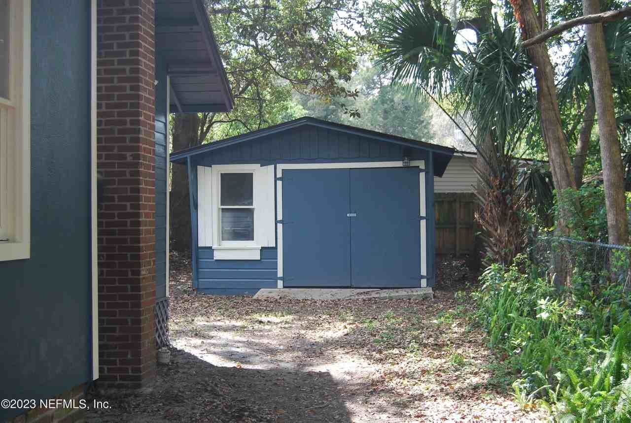 2730 Apache Ave - Photo 3 of 17