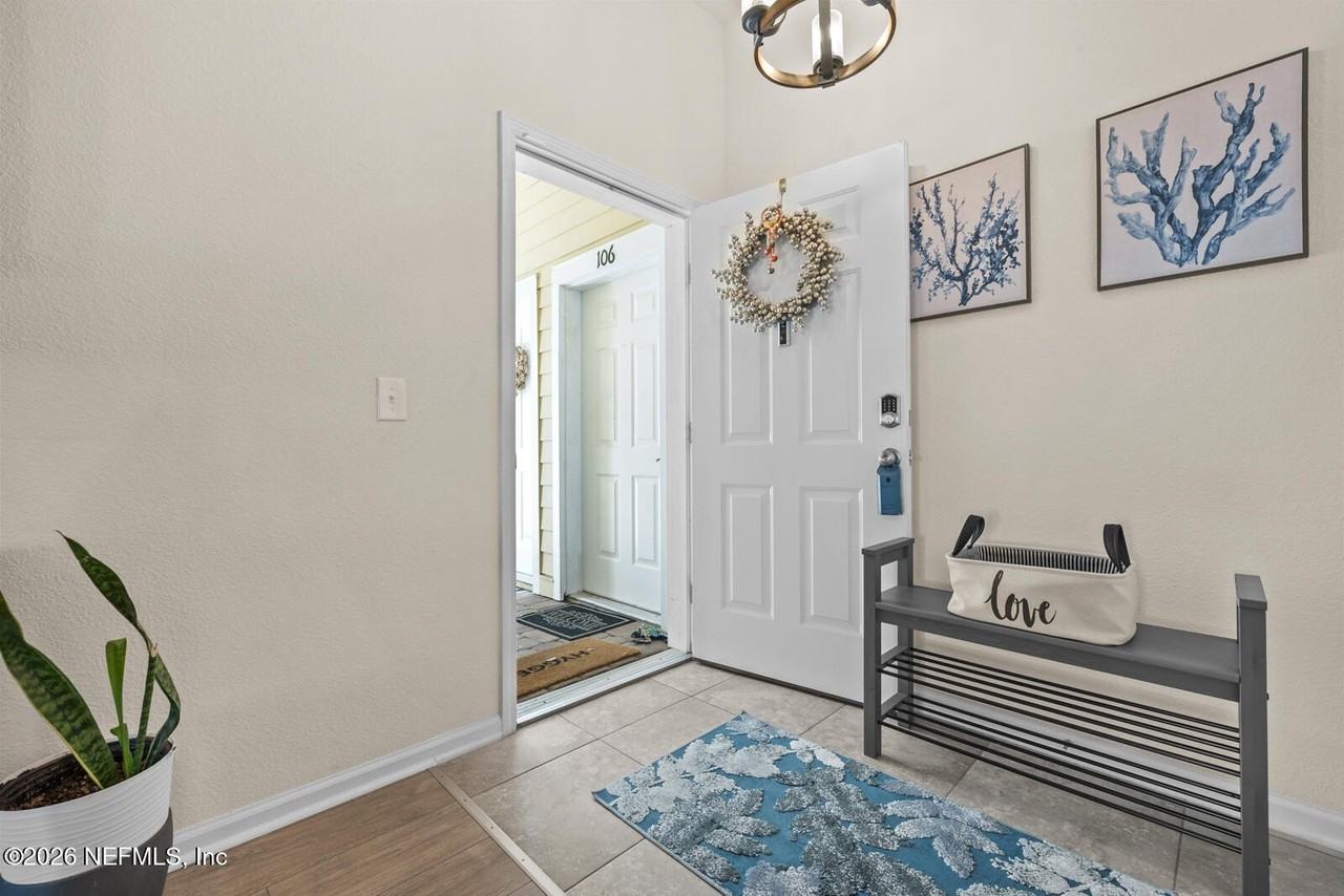 131 Burnett Ct #101 - Photo 6 of 50