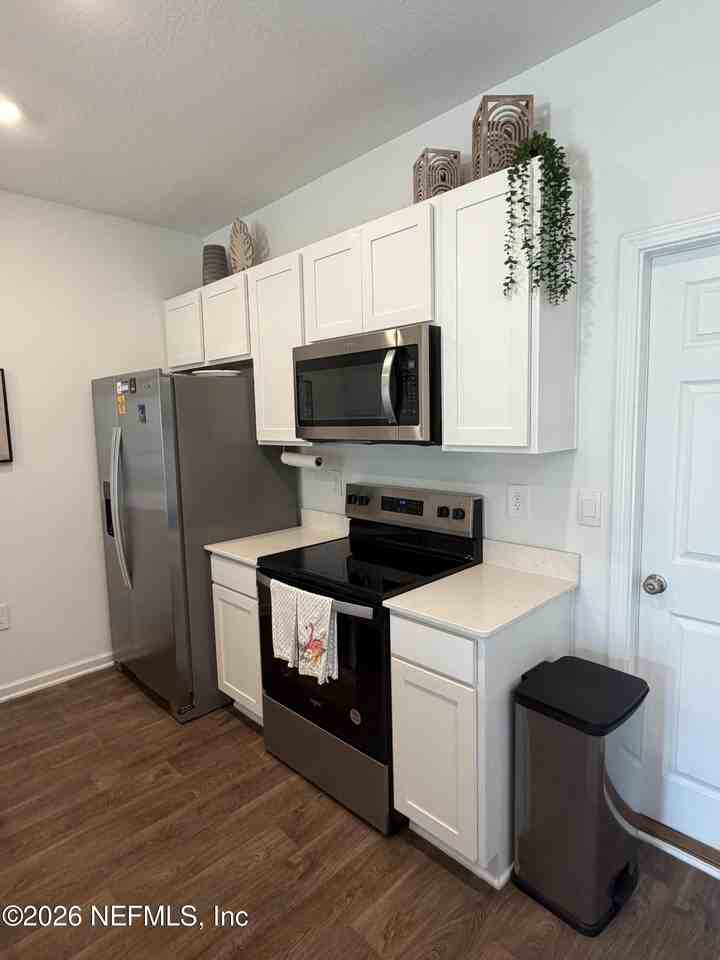 947 Rivertree Pl - Photo 6 of 40