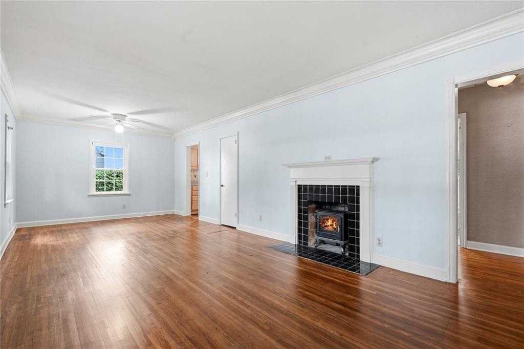 1951 Dresden Dr Ne - Photo 4 of 19