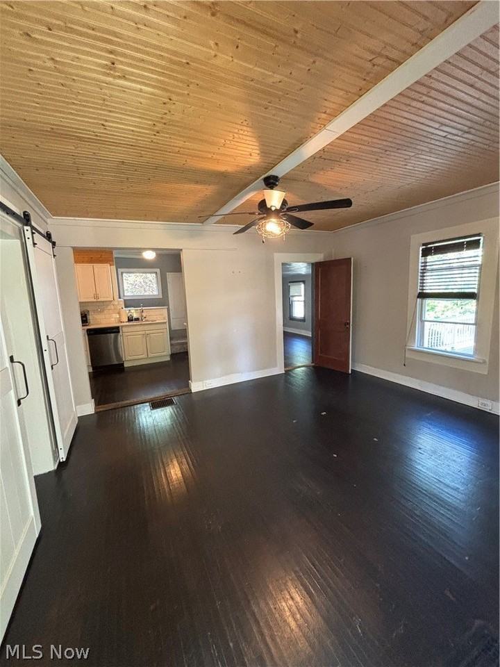 232 Chagrin Blvd - Photo 3 of 20