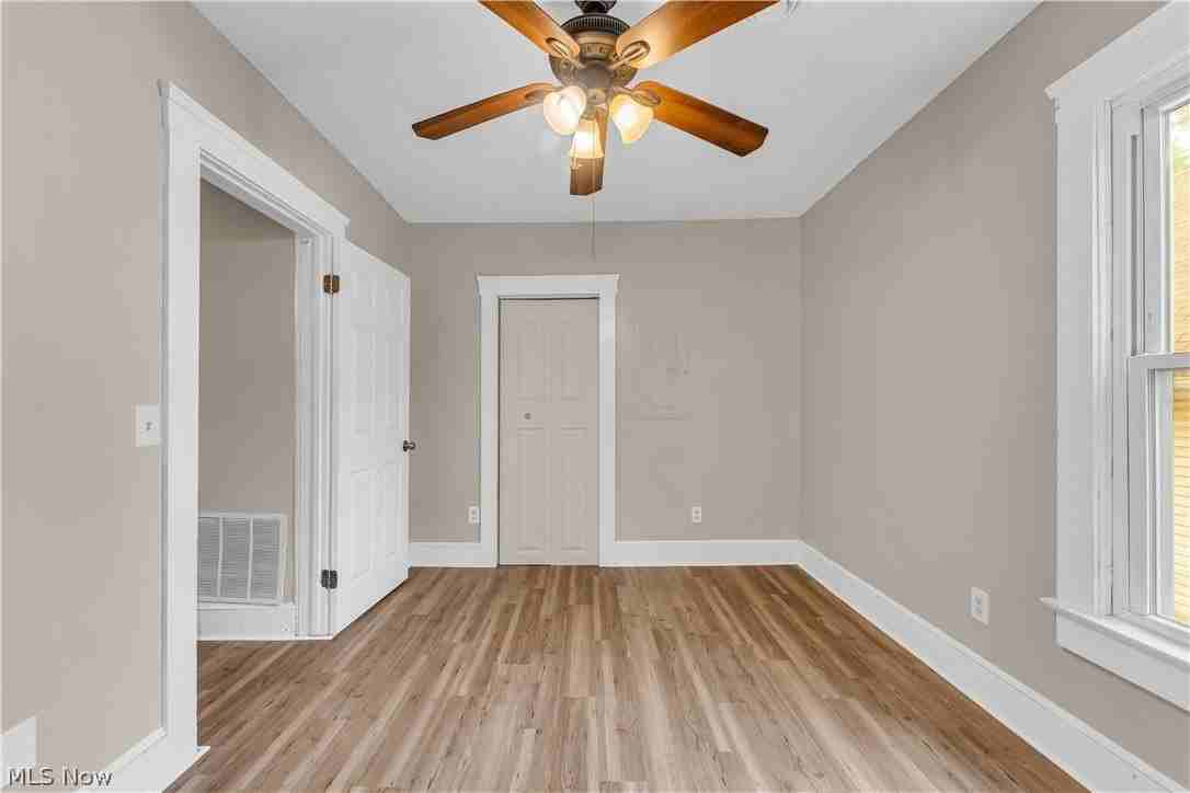 2050 W 83rd St #2UP - Photo 5 of 20