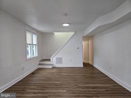 featured image of 739 S Kent St
