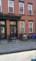 featured image of 107 4th St #1W