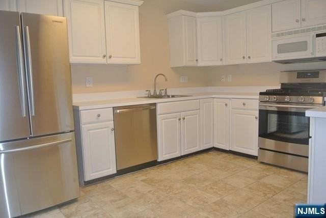 490 Green Mountain Rd - Photo 2 of 20