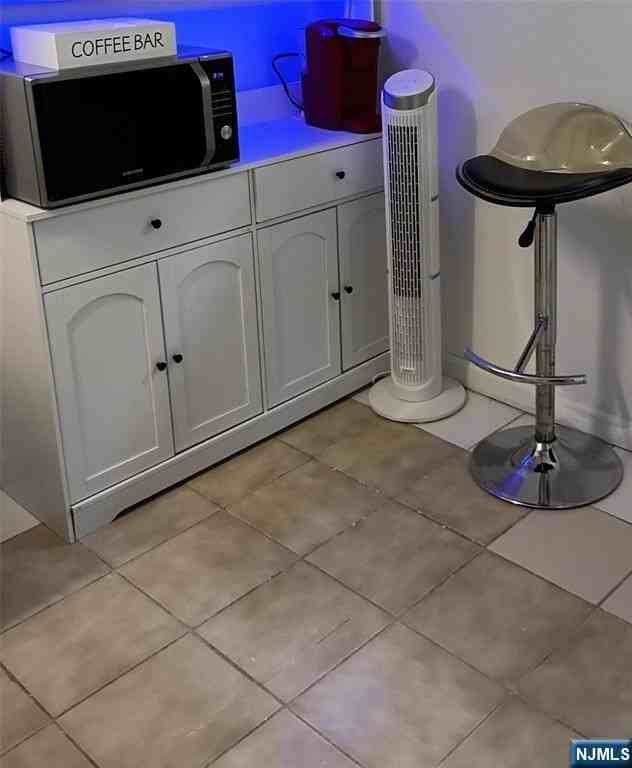 83 Shepard Ave - Photo 5 of 5