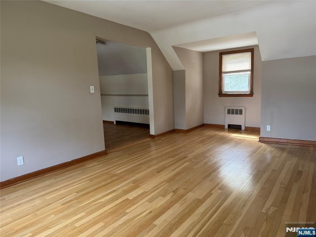 207 Graphic Blvd - Photo 4 of 13