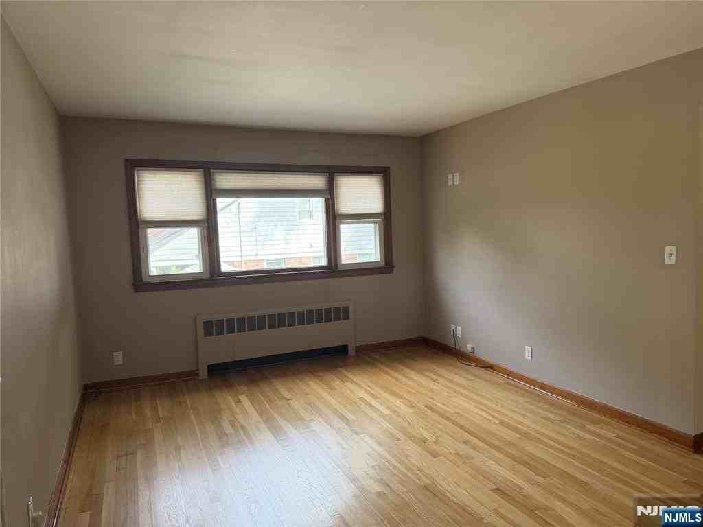 207 Graphic Blvd - Photo 5 of 13