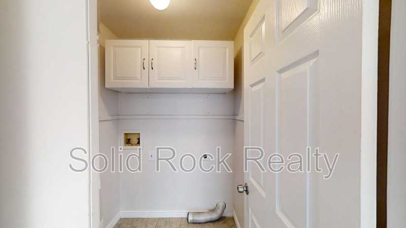 3483 Mountainside Dr - Photo 5 of 25