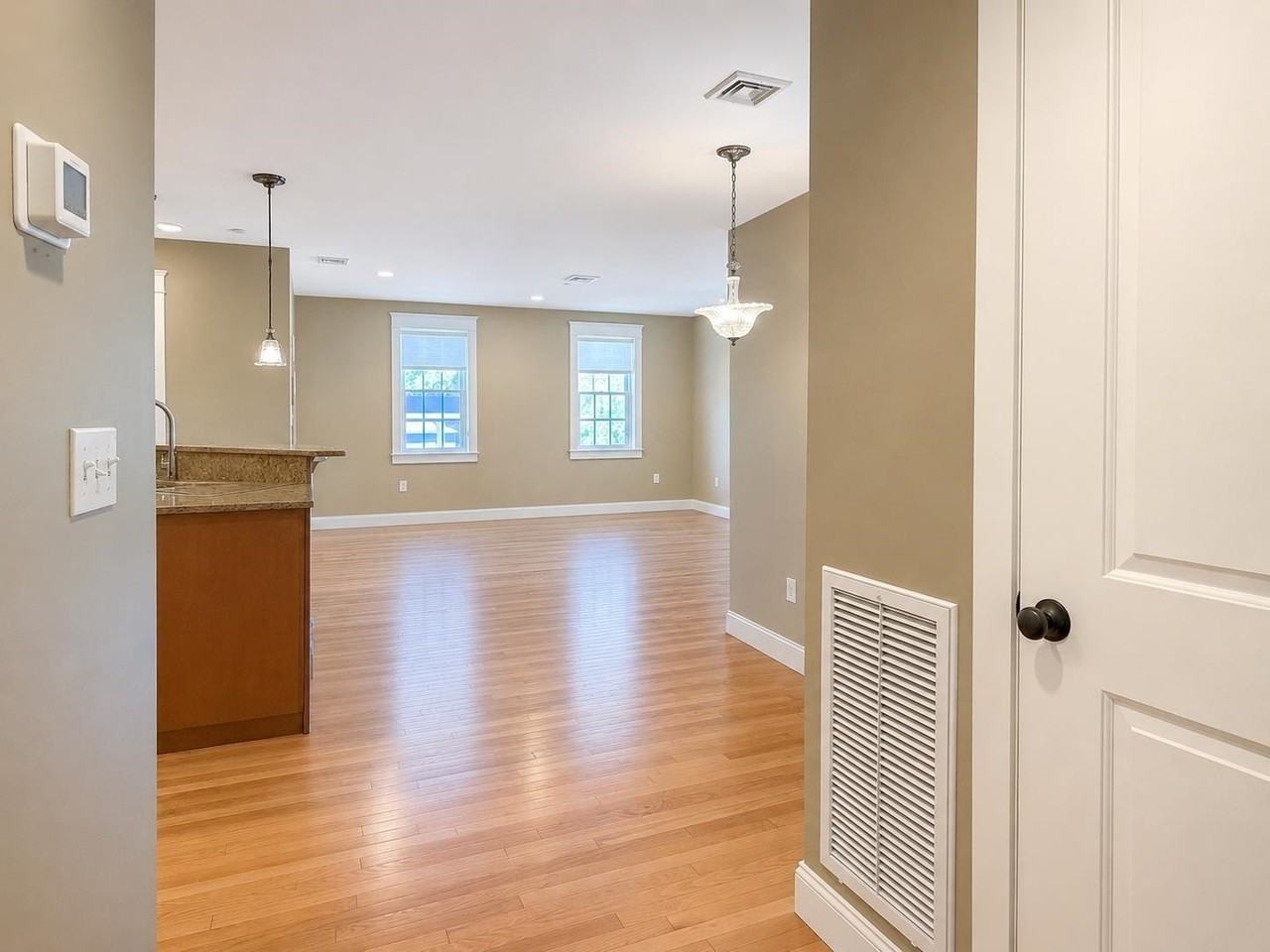 198 Islington St #2 - Photo 6 of 23